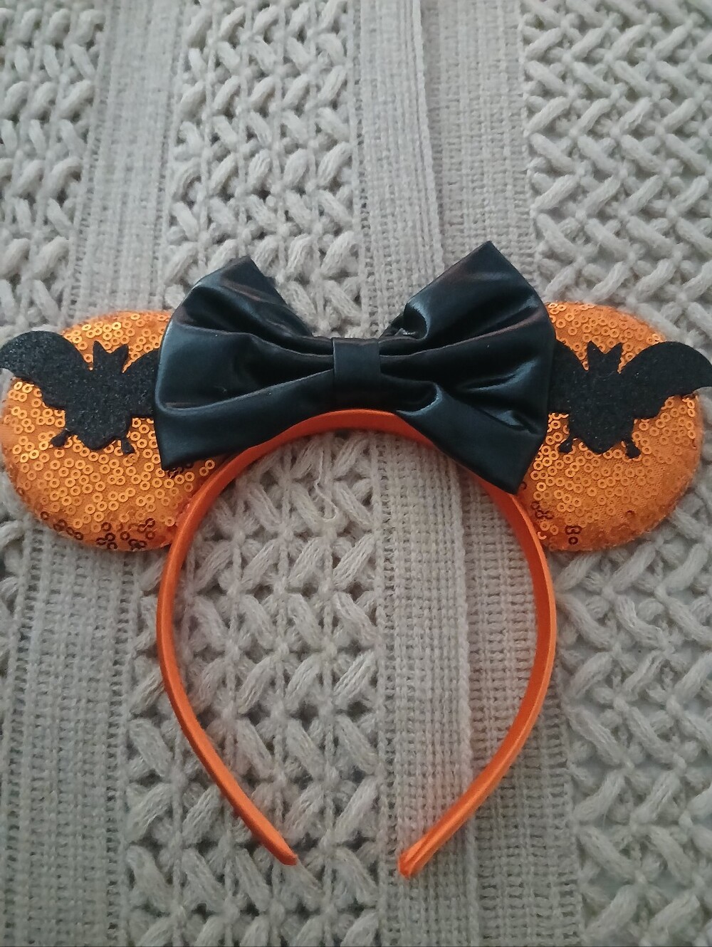 NEW UNBRANDED MINNIE MOUSE INSPIRED EARS ORANGE SEQUINS WITH BATS